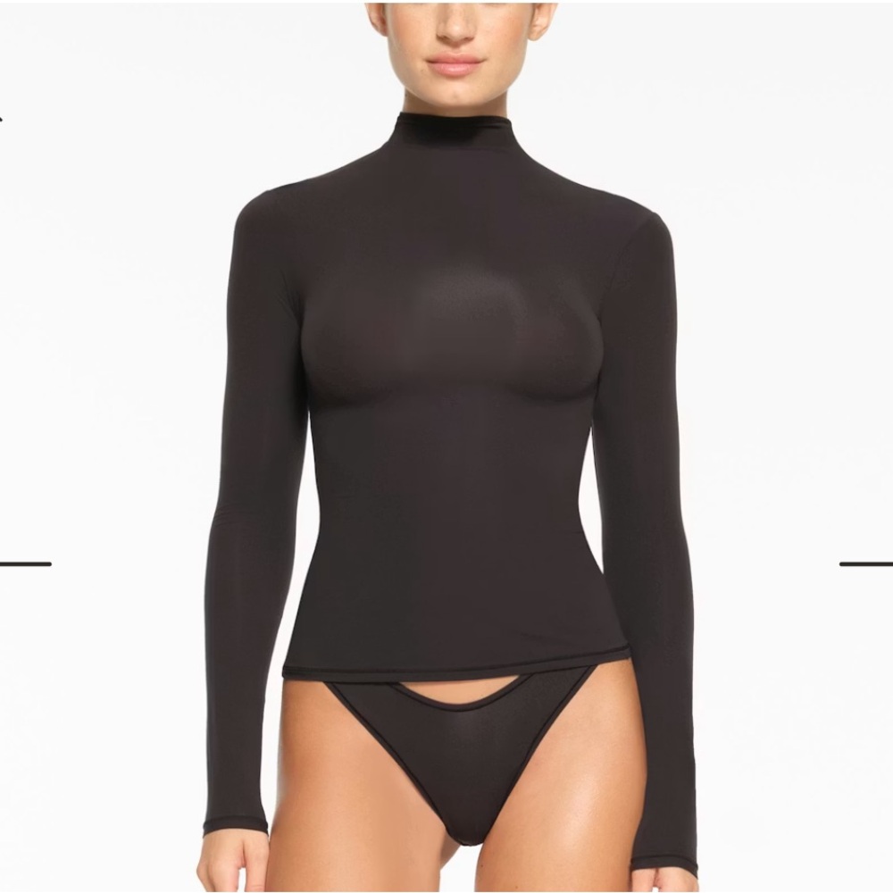 NWT Skims Mockneck Shirt